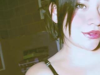 Jade_brown